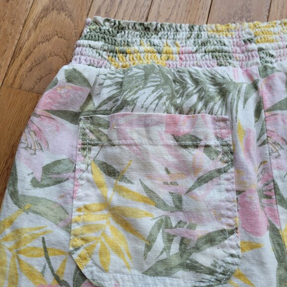 Briggs New York Linen Blend Pull-On Summer Shorts Floral - Picture 9 of 13